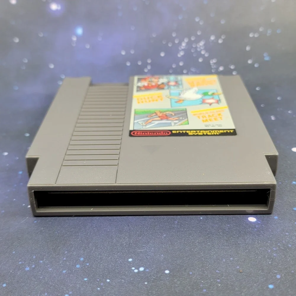 Super Mario Bros / Duck Hunt / World Class Track Meet (Nintendo NES Video Game)